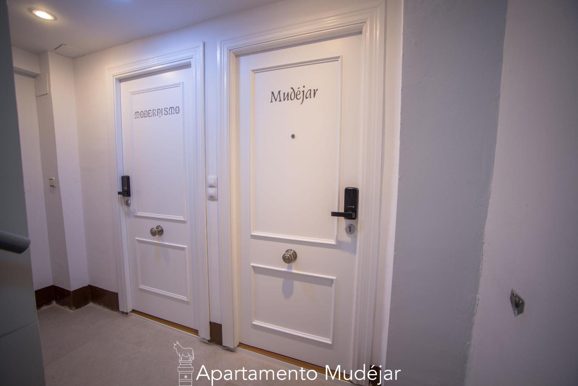 Apartamentos Plaza Del Torico Teruel Cameră foto