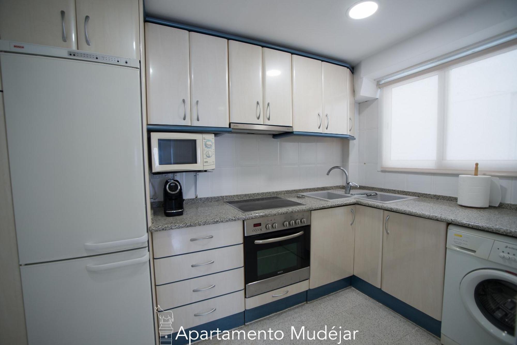 Apartamentos Plaza Del Torico Teruel Cameră foto